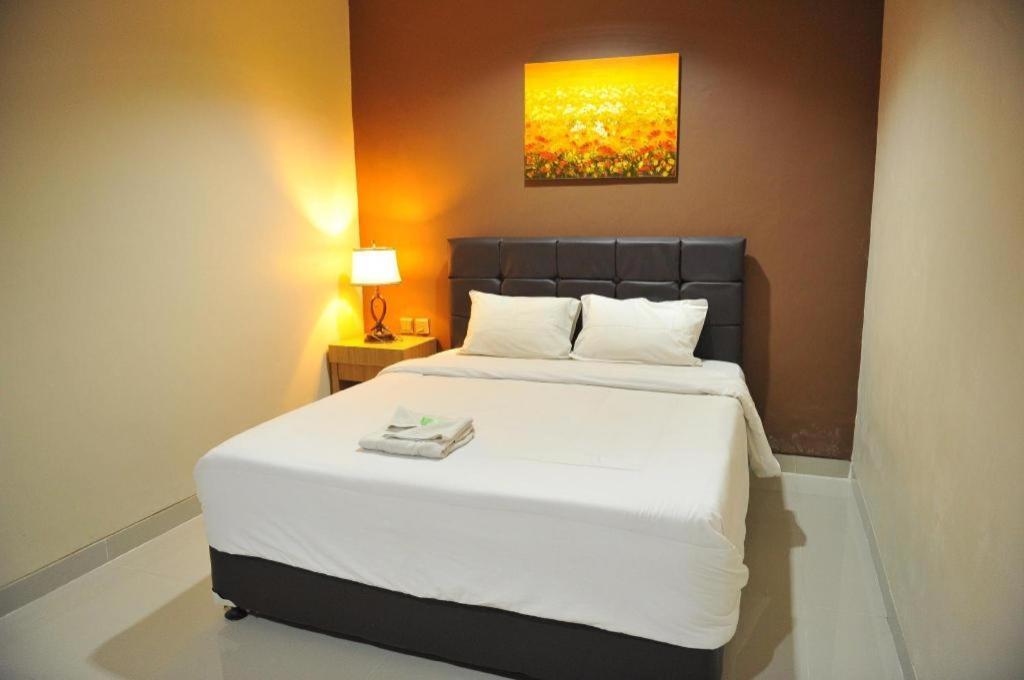 Benito Residence Tangerang Buitenkant foto