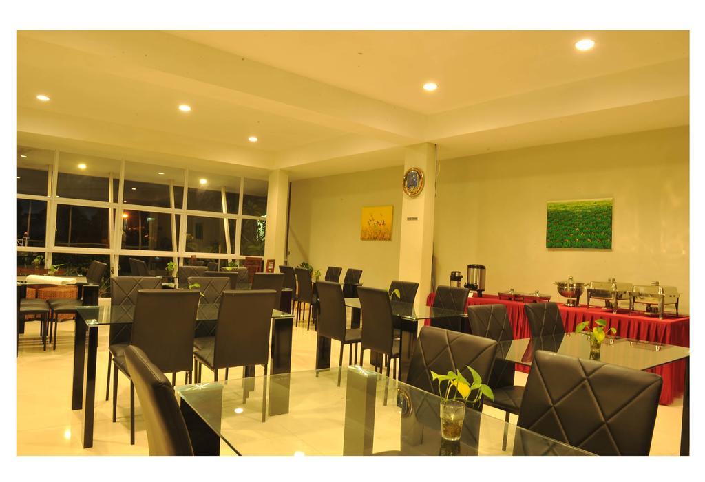 Benito Residence Tangerang Buitenkant foto