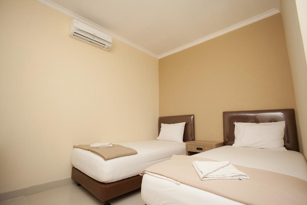 Benito Residence Tangerang Kamer foto