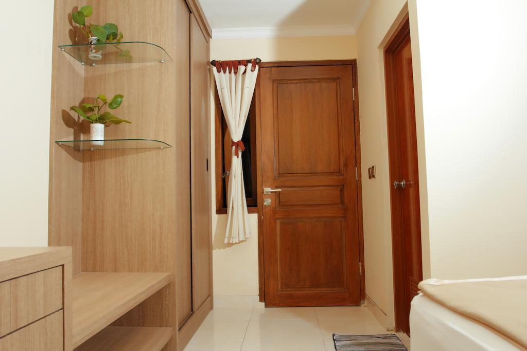 Benito Residence Tangerang Kamer foto