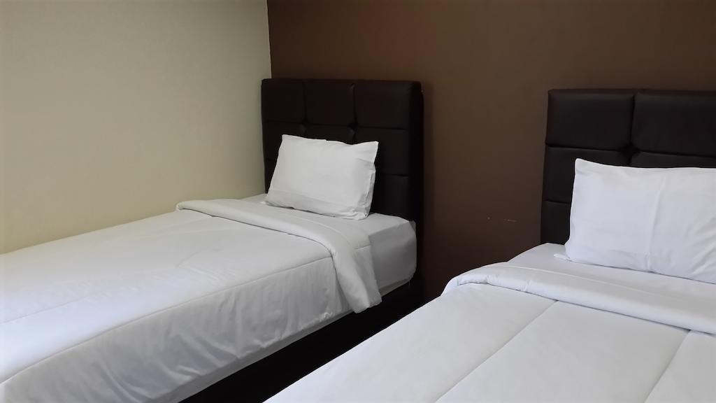 Benito Residence Tangerang Buitenkant foto